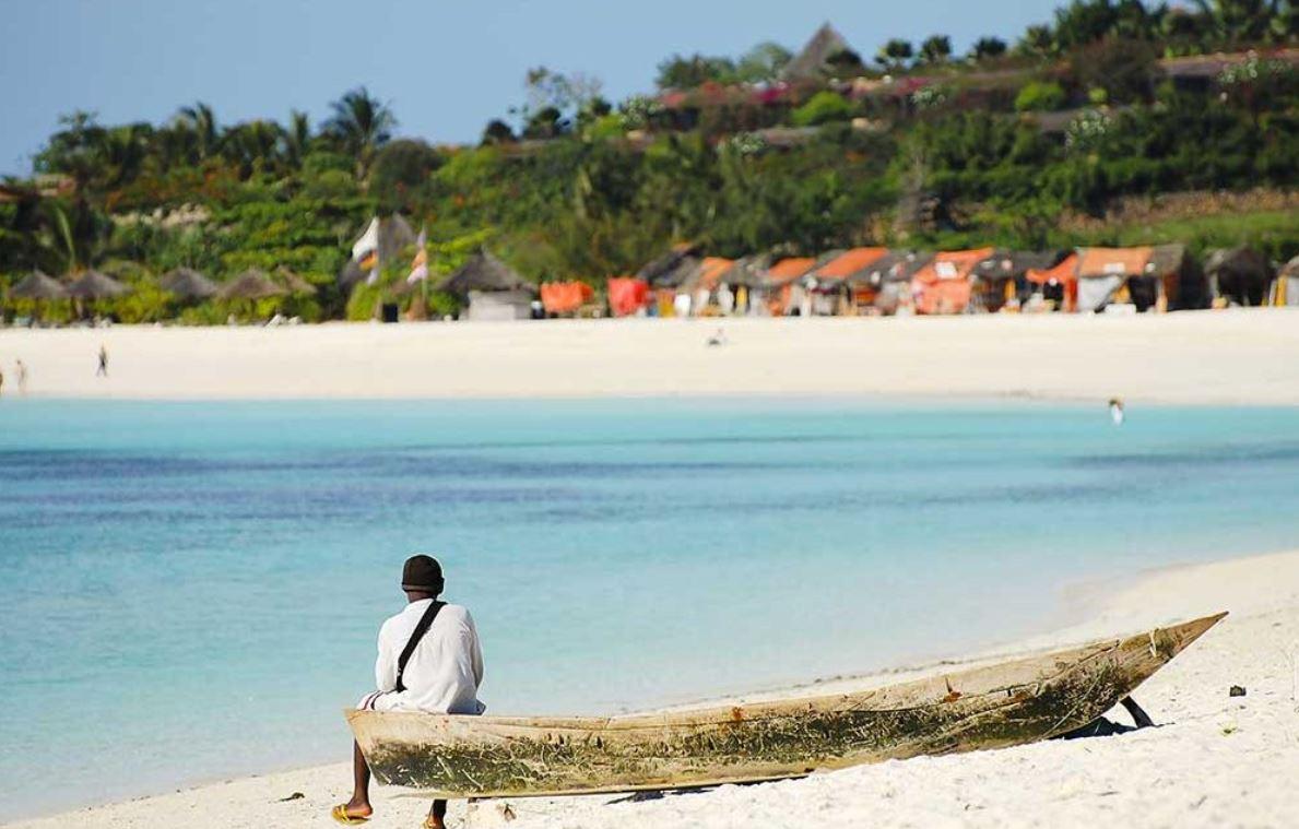 Zanbluu Beach Hotel Kiwengwa  Buitenkant foto