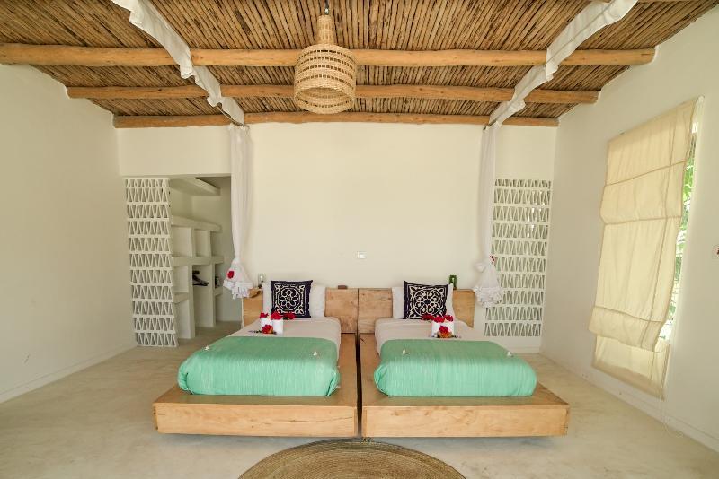 Zanbluu Beach Hotel Kiwengwa  Buitenkant foto